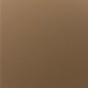 Meet your Posher, Larissa